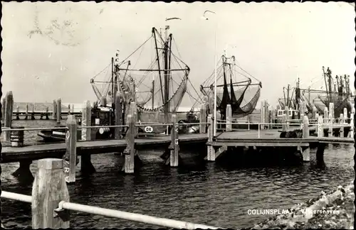 Ak Colijnsplaat Zeeland, Vissershaven, Hafenpartie