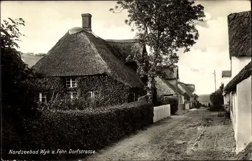 Ak Wyk auf Föhr, Dorfstraße