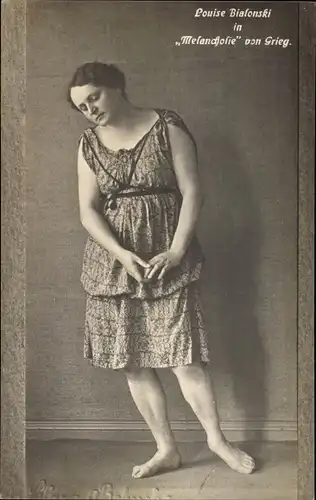 Ak Tänzerin Louise Bialonski in Melancholie von Grieg