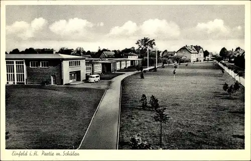 Ak Einfeld Neumünster in Holstein, Partie m. Schulen