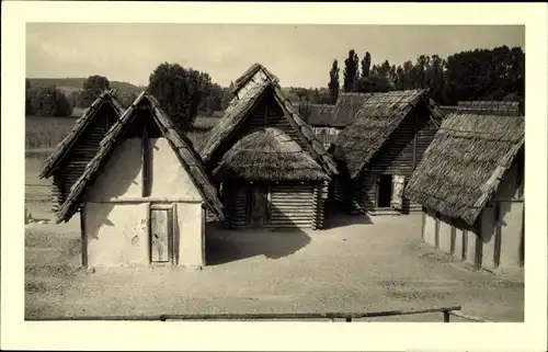 Foto Ak Unteruhldingen Uhldingen Mühlhofen am Bodensee, Freilichtmuseum, Pfahldorf