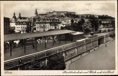 Ak Kłodzko Glatz Schlesien, Stadtbahnhof, Blick auf die Stadt