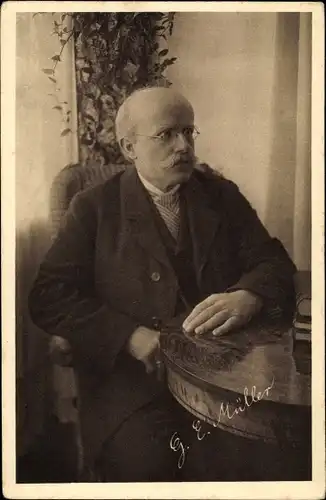 Ak Göttingen in Niedersachsen, Geh. Reg. Rat Prof. Dr. med. et phil. Georg Elias Müller, Portrait