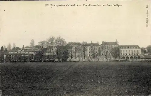 Ak Beaupréau Maine et Loire, Vue d'ensemble des deux Colleges