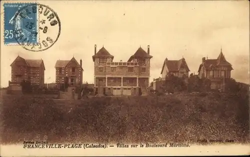Ak Franceville Plage Calvados, Villas sur Boulevard Maritime