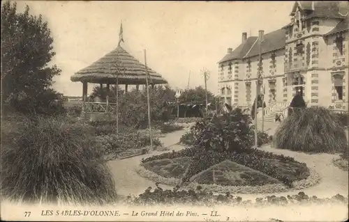 Ak Les Sables d'Olonne Vendée, Le Grand Hotel des Pins