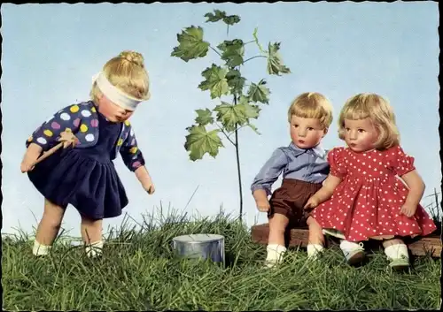 Ak Käthe Kruse Puppen, Blinde Kuh, Topfschlagen, Kinder