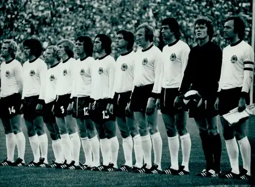 Foto Deutsche Fußballnationalmannschaft, Beckenbauer, Maier, Breitner, Vogts, Müller