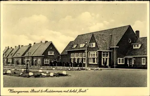 Ak Wieringermeer Nordholland Niederlande, Straat te Middenmeer met hotel Smit