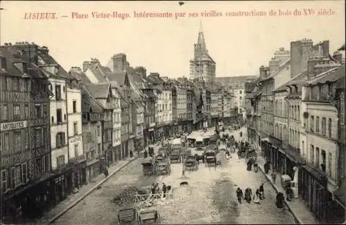 Ak Lisieux Calvados, Place Victor Hugo