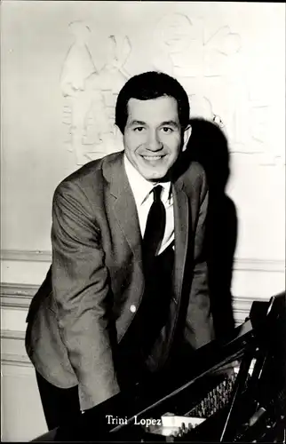 Ak Sänger Trini Lopez, Portrait