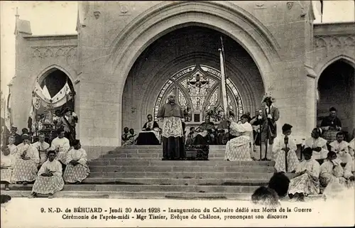 Ak Béhuard Maine-et-Loire, Inauguration du Calvaire, 1928, Ceremonie, Mgr Tissier, Eveque de Chalons