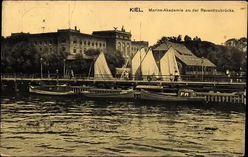 Ak Hansestadt Kiel, Marineakademie an der Reventloubrücke