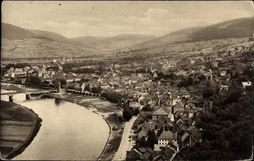 Ak Miltenberg in Unterfranken Bayern, Fliegeraufnahme mit Blick auf den Ort mit Umgebung