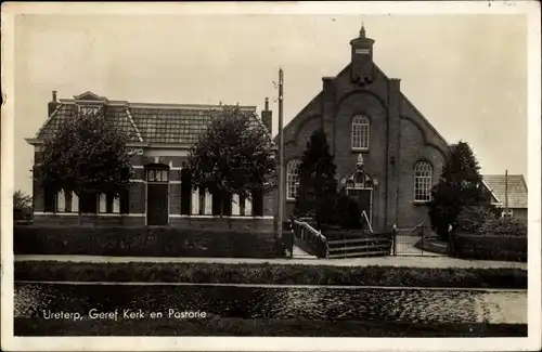Ak Ureterp Friesland Niederlande, Geref Kerk en Pastorie