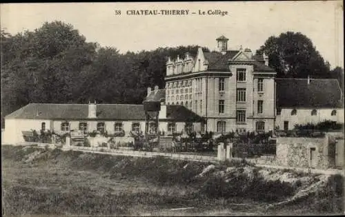 Ak Château Thierry Aisne, Le College