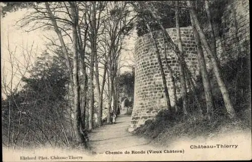 Ak Château Thierry Aisne, Vieux Chateau, Chemin de Ronde