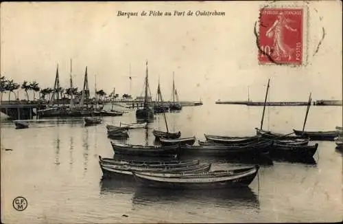 Ak Ouistreham Calvados, Barques de Peche au Port