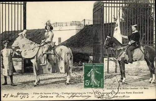 Ak Orléans Loiret, Fetes de Jeanne d'Arc, Cortege historique, Jeanne d'Arc et son Porte Etendard
