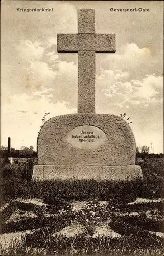 Ak Geversdorf in Niedersachsen, Ansicht vom Kriegerdenkmal, Kreuz