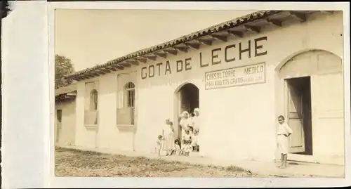 Foto Südamerika, Gota de Leche, Consultorio Medico