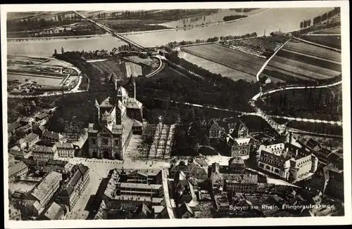 Ak Speyer am Oberrhein Rheinland Pfalz, Blick auf den Ort, Fliegeraufnahme