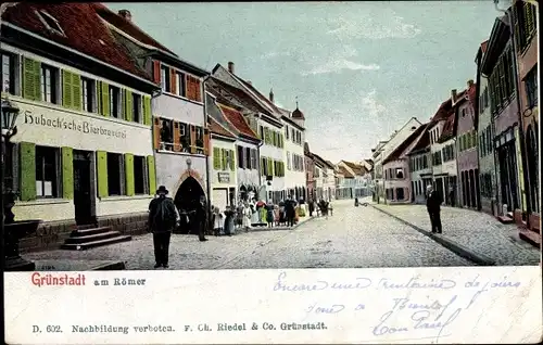Ak Grünstadt in der Pfalz, Hubach'sche Bierbrauerei, Straßenpartie