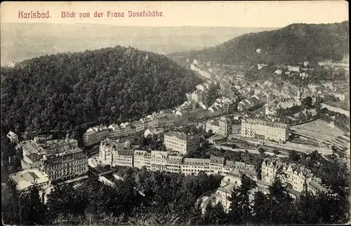 Ak Karlovy Vary Karlsbad Stadt, Panorama von der Franz Josefs Höhe