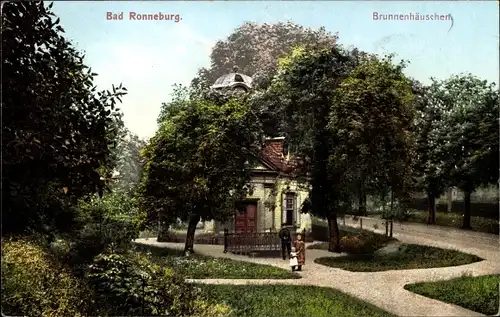 Ak Ronneburg in Thüringen, Brunnenhäuschen, Park