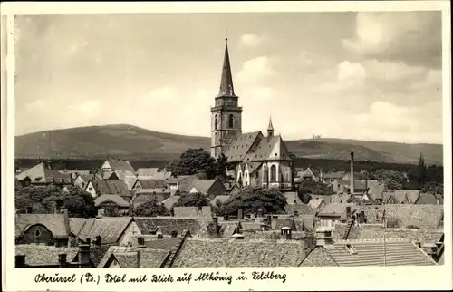 Foto Ak Oberursel im Taunus Hessen, Totalansicht der Ortschaft mit Altkönig und Feldberg