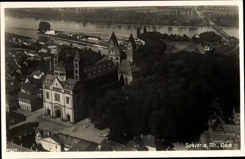 Ak Speyer am Oberrhein Rheinland Pfalz, Blick auf den Dom, Fliegeraufnahme