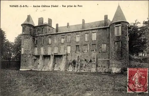 Ak Nangis Seine et Marne, Ancien Chateau Feodal, Vue prise du Parc