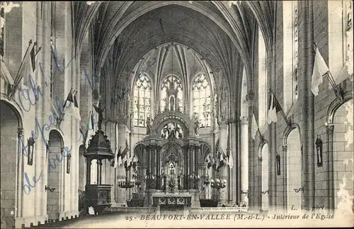 Ak Beaufort en Vallee Beaufort en Anjou Maine et Loire, Interieur de l'Eglise