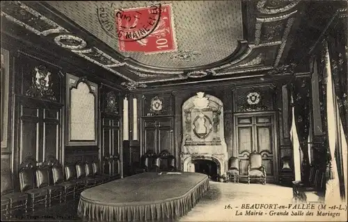 Ak Beaufort en Vallee Beaufort en Anjou Maine et Loire, La Mairie, Grande Salle des Mariages