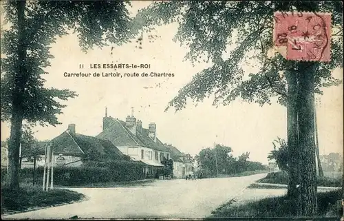 Ak Les Essarts le Roi Yvelines, Carrefour de Lartoir, route de Chartres