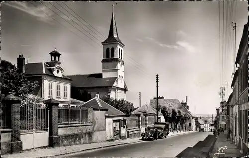 Ak La Queue les Yvelines, La Mairie, L'Ecole, L'Eglise