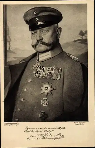 Ak Generalfeldmarschall Paul von Hindenburg, Portrait, Eisernes Kreuz, Orden, Uniform