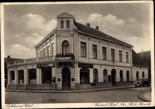 Ak Varel in Oldenburg Jadebusen, Central-Hotel*, Zigarrenladen**