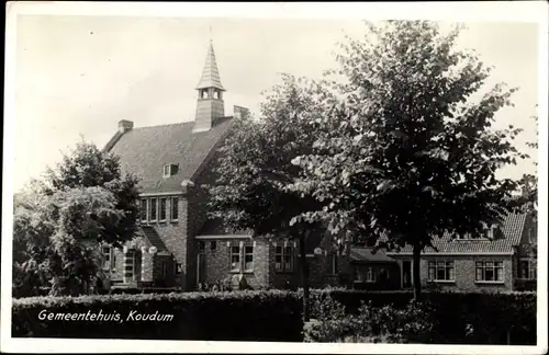 Ak Koudum Friesland Niederlande, Gemeentehuis