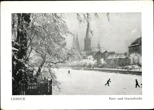 Ak Hansestadt Lübeck, Petrikirche und Marienkirche, Winter