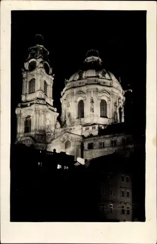 Ak Praha Prag Tschechien, St. Nikolauskirche, Nacht