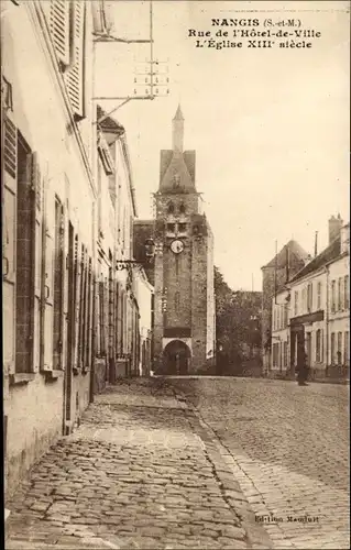 Ak Nangis Seine et Marne, Rue de l'Hotel de Ville, L'Eglise