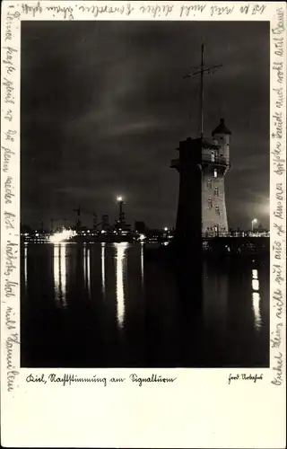 Ak Hansestadt Kiel, Nachtstimmung am Signalturm