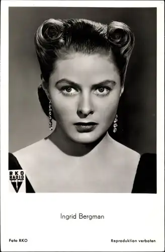 Ak Schauspielerin Ingrid Bergman, Portrait, Ohrringe