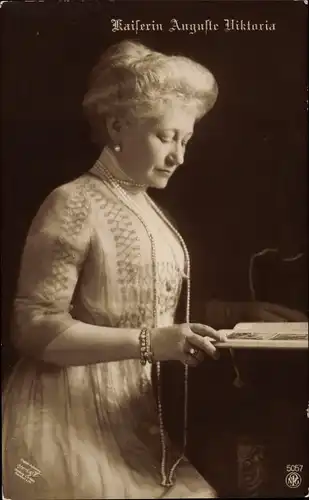 Ak Kaiserin Auguste Viktoria, Portrait, Perlenkette