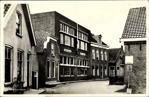 Ak Werkendam Nordbrabant Niederlande, Herv. Chr. School