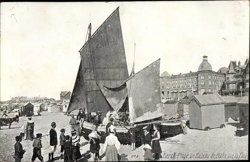 Ak Berck Plage Pas de Calais, Un Bateau de Peche sur la Plage