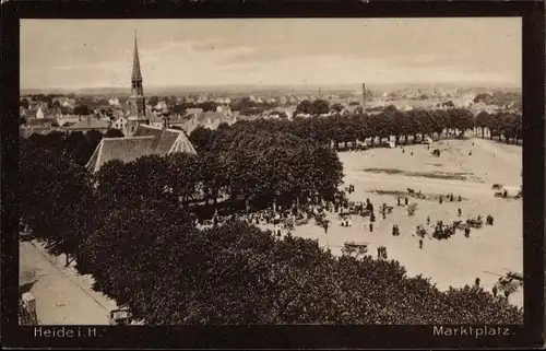 Ak Heide in Holstein, Blick auf Stadt und Kirche, Marktplatz