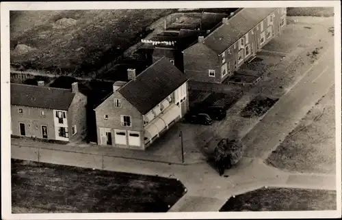 Ak Noordoostpolder Flevoland, Winkelstraat Ens, Fliegeraufnahme