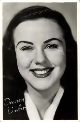 Ak Schauspielerin Deanna Durbin, Portrait